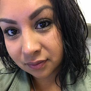 Meet your Posher, Norma